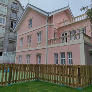 fotoguarderia-1536x1149 LISTADOS DEFINITIVOS DE ADMITIDAS/OS, RESERVAS DE PRAZA DE ALUMNAS/OS DE ANOS ANTERIORES E OS IMPORTES DAS COTAS E MATRÍCULAS. ESCOLA INFANTIL MUNICIPAL (EIM) “CHALÉ ROSA” CURSO 2025/2026.